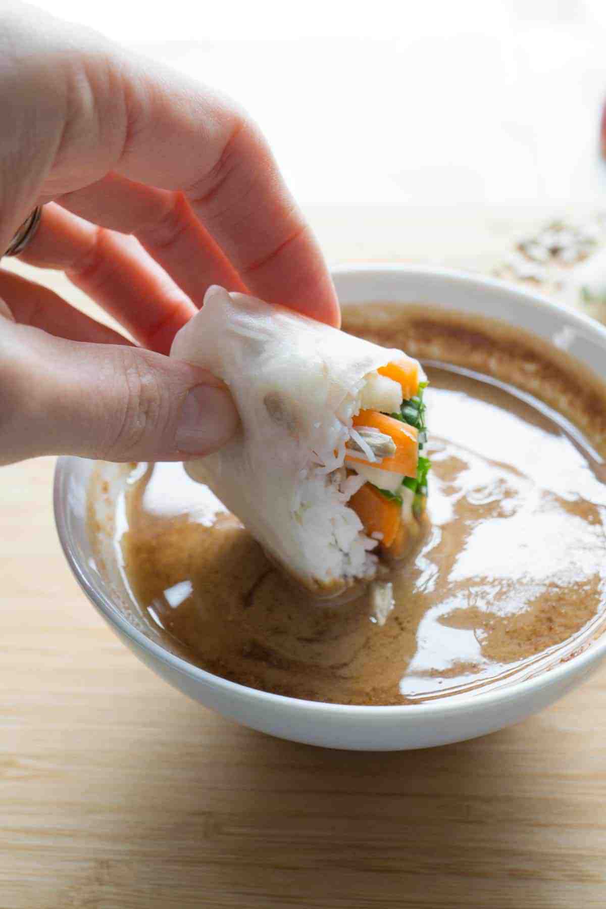 Salad Rolls with Walnut Sauce